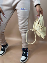 Load image into Gallery viewer, DEBONAIR SET