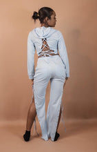 Load image into Gallery viewer, DEBONAIR DON’T STRING ME ALONG SET