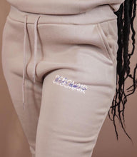 Load image into Gallery viewer, DEBONAIR SET