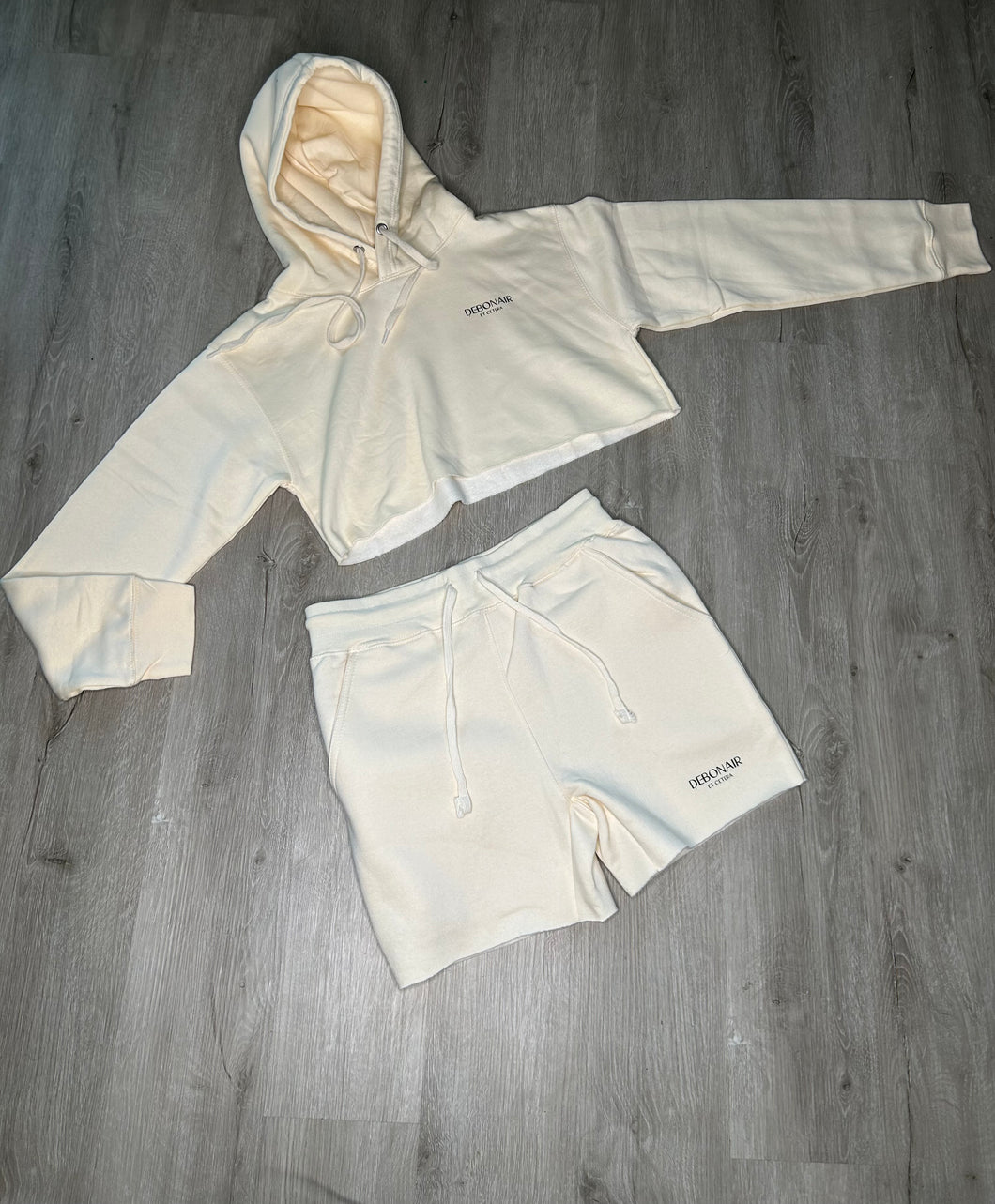 OFF-WHITE DEBONAIR ET CETERA CROP TOP SHORT SET