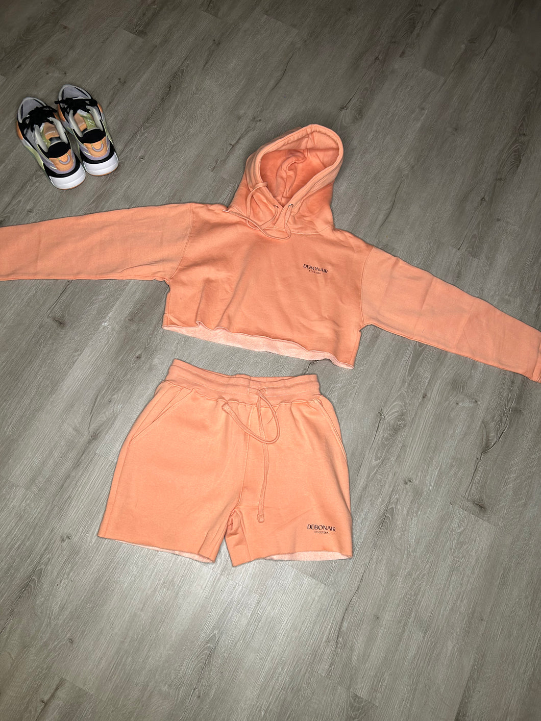 PEACH DEBONAIR ET CETERA CROP TOP SHORT SET