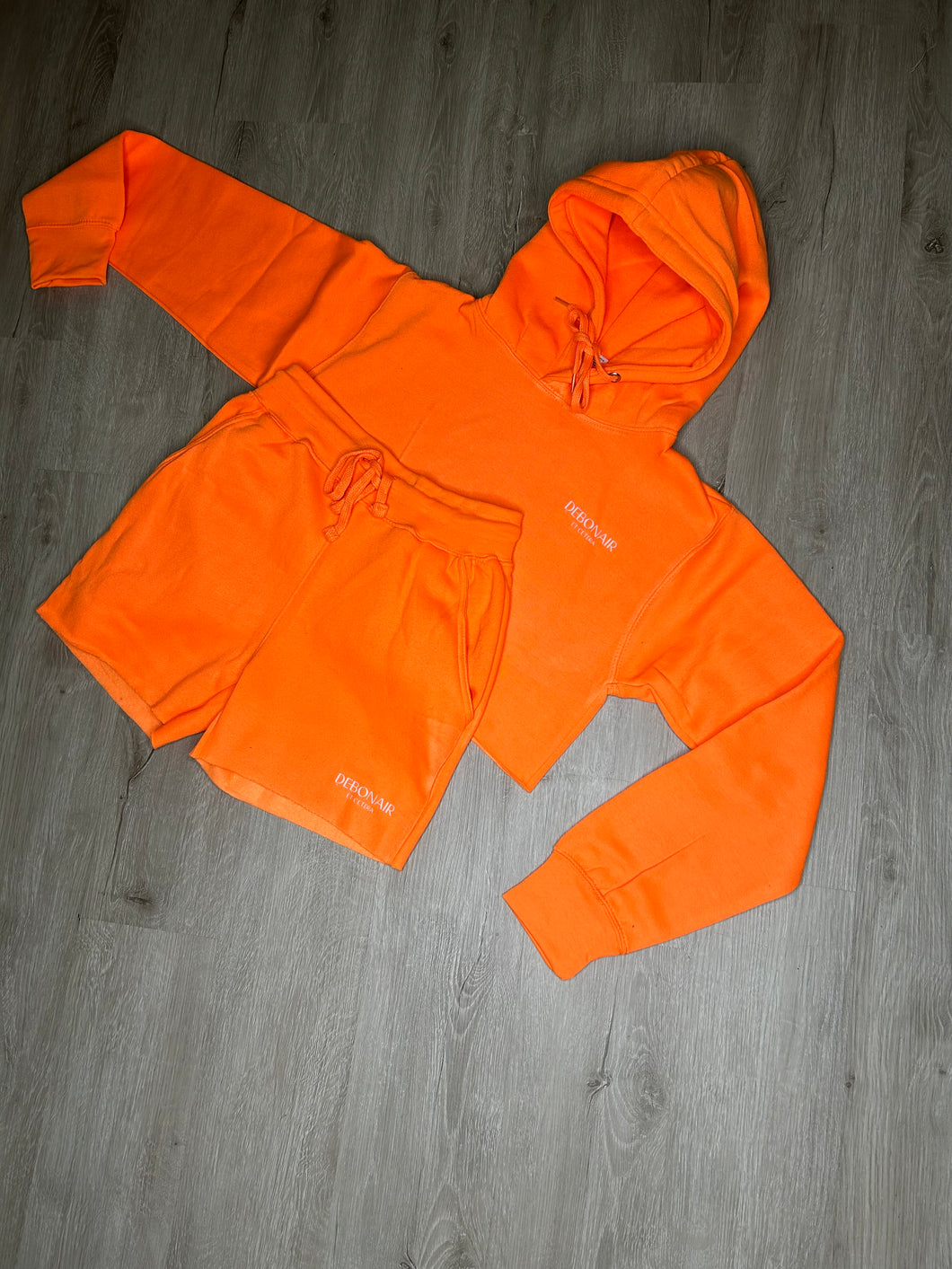 ORANGE DEBONAIR ET CETERA CROP TOP SHORT SET